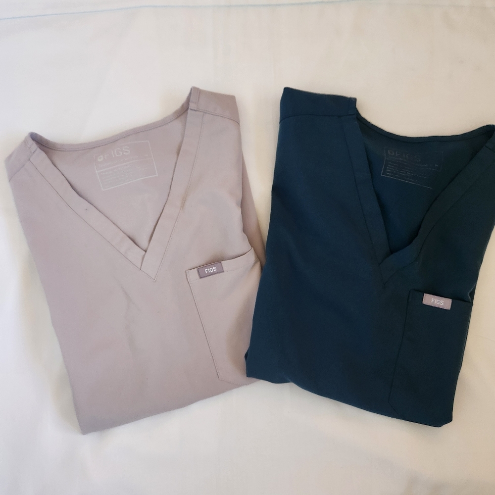 BUNDLE (2) FIGS Scrubs Tops Catarina Gray And Teal Green Medium